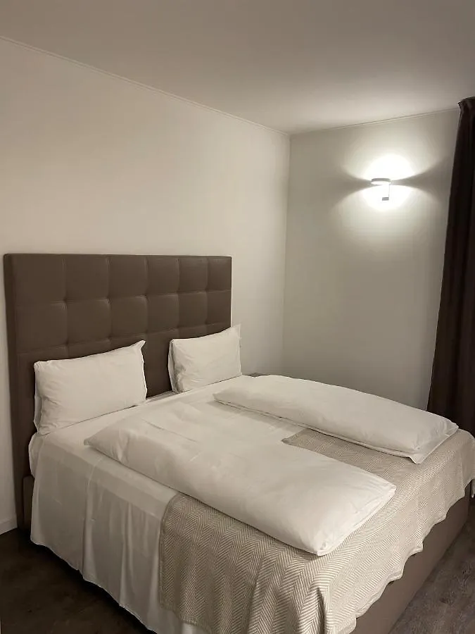 Hotel Studio Inn Centrale & Milano Urban Padel מלון דירות מילאנו