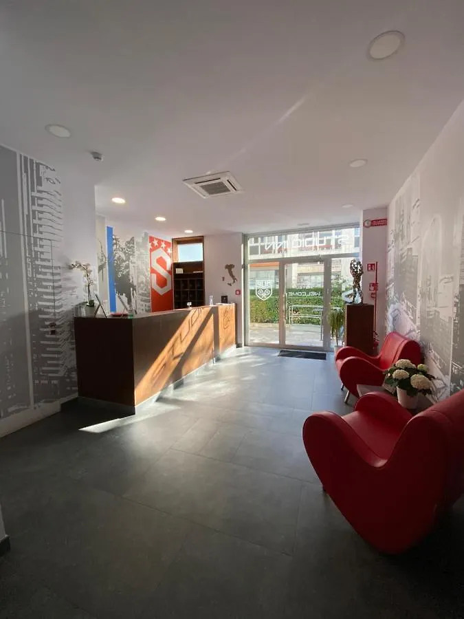 Hotel Studio Inn Centrale & Milano Urban Padel מילאנו