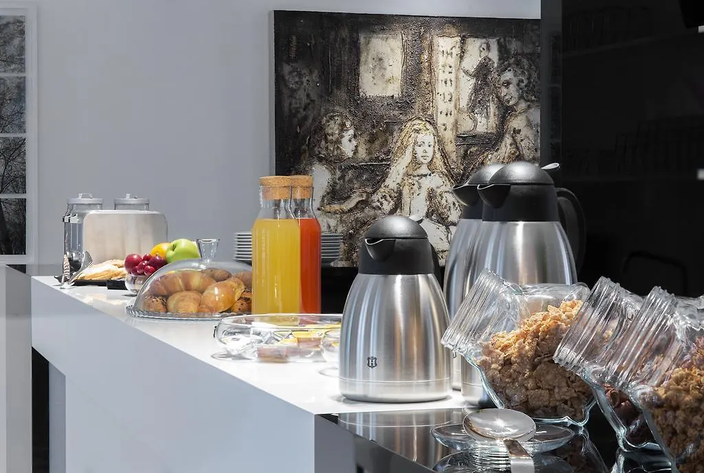 Hotel Studio Inn Centrale & Milano Urban Padel מלון דירות מילאנו