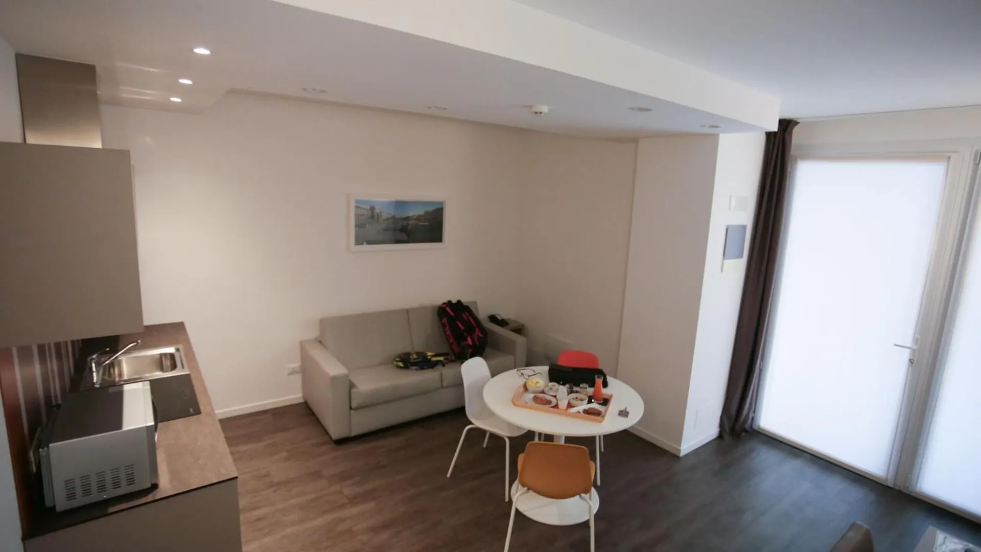 מלון דירות Hotel Studio Inn Centrale & Milano Urban Padel