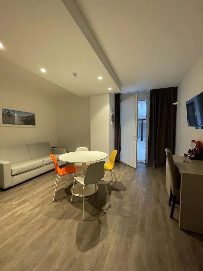 Appart hôtel Hotel Studio Inn Centrale & Milano Urban Padel